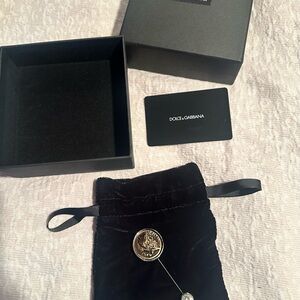 Dolce & Gabbana Gold stick pin